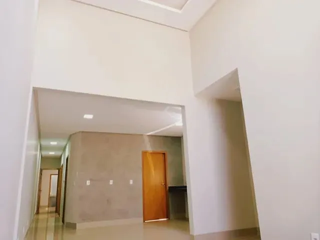 Imagem 2: Casa Nova Jardim Europa Contendo 03 Quartos Sendo 1 Suíte, Sala Ampla em 2 Ambientes Com