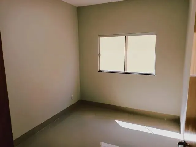 Imagem 11: Casa Nova Jardim Europa Contendo 03 Quartos Sendo 1 Suíte, Sala Ampla em 2 Ambientes Com