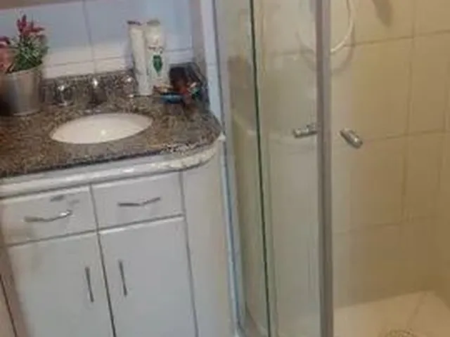 Imagem: Alugo Quarto para Moça