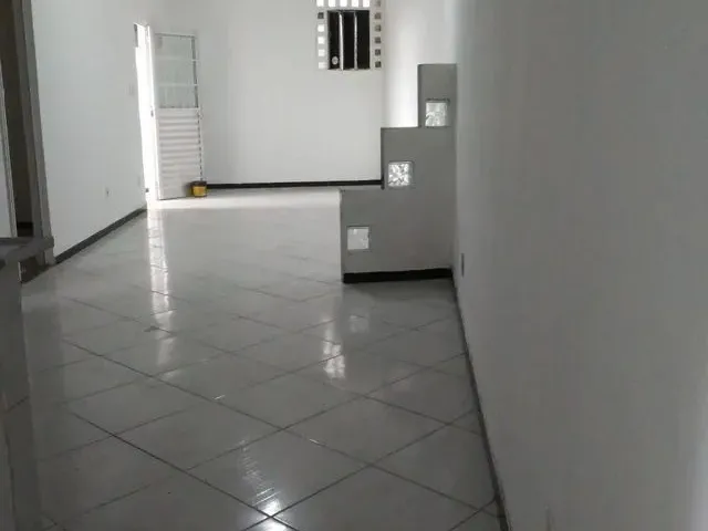 Imagem: Alugo Casa 2/4 na Avenida Coelho e Campos