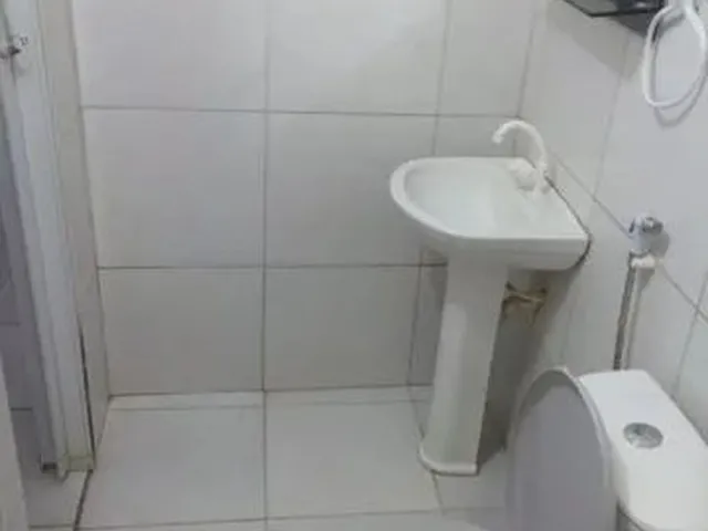 Imagem 2: Aluga-Se Kitnet Quarto com aluguel por R$350 /mês