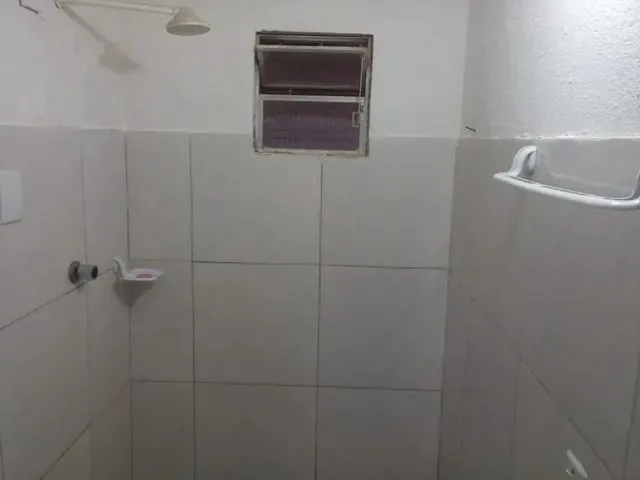 Imagem 9: Aluga-Se Kitnet Quarto com aluguel por R$350 /mês