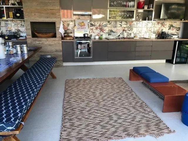 Imagem 6: Alugo Temporada Mês de Janeiro Casa 5 Suítes , Cond Araua . Completa Nova