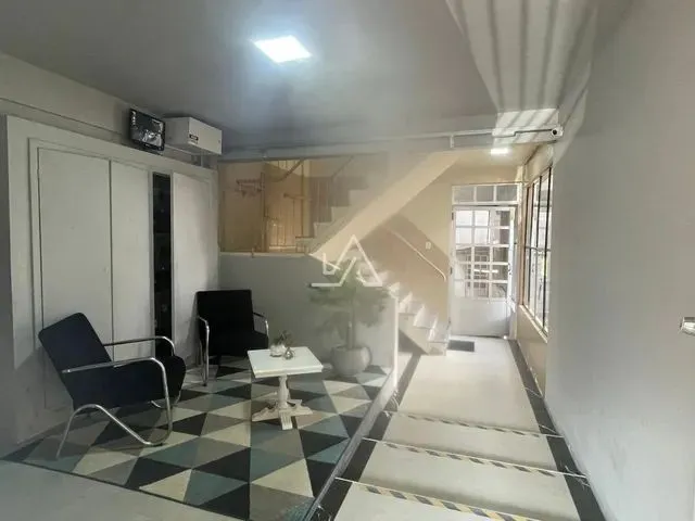 Imagem 11: Apartamento 3 Dormitorios com Suite, e Sacada, no Bairro Boqueirão, Ed. Santo Antonio