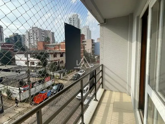 Imagem 4: Apartamento 3 Dormitorios com Suite, e Sacada, no Bairro Boqueirão, Ed. Santo Antonio