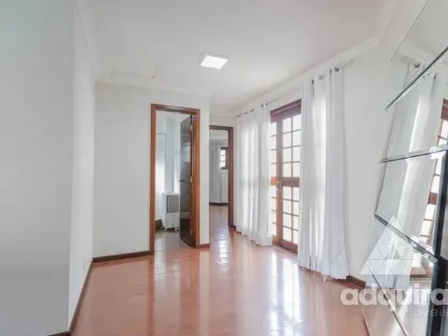 Imagem 2: Casa Sobrado com 3 Quartos - Bairro Centro em Ponta Grossa