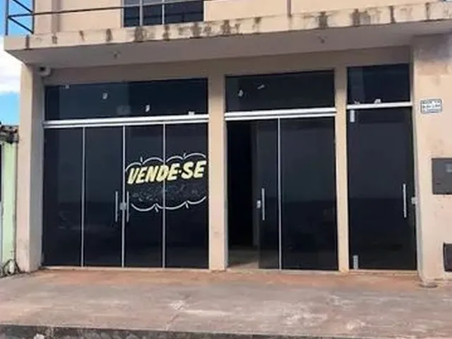 Imagem: Troco Imóvel Comercial em Formosa por Casa