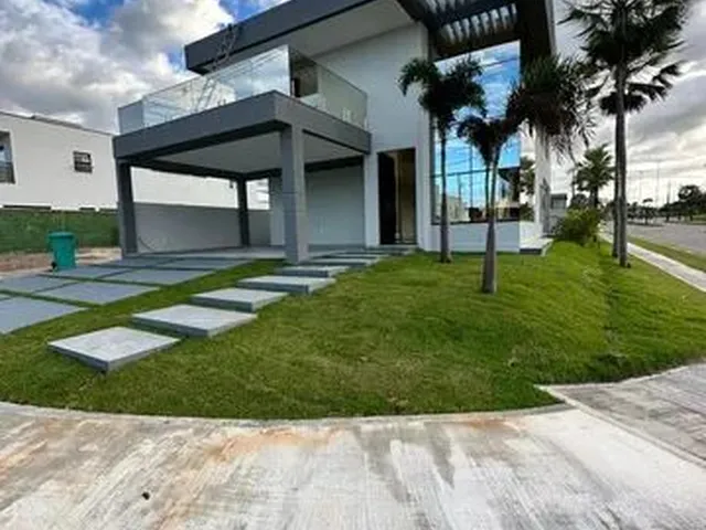 Imagem: Casa de Esquina com 338M² na Cidade Alpha