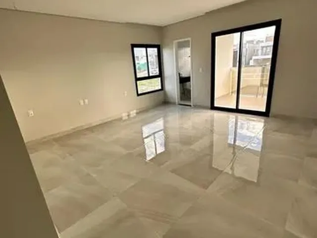 Imagem 9: Casa de Esquina com 338M² na Cidade Alpha com Piscina