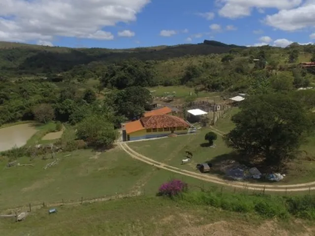 Imagem: Fazenda 84 Ha, Toda Margeada por Nascente