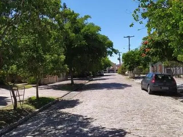 Imagem: Apartamento para Venda em Pelotas, Três