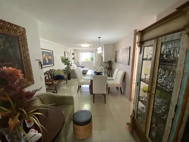 Imagem: Apartamento no Bairro das Graças com 3