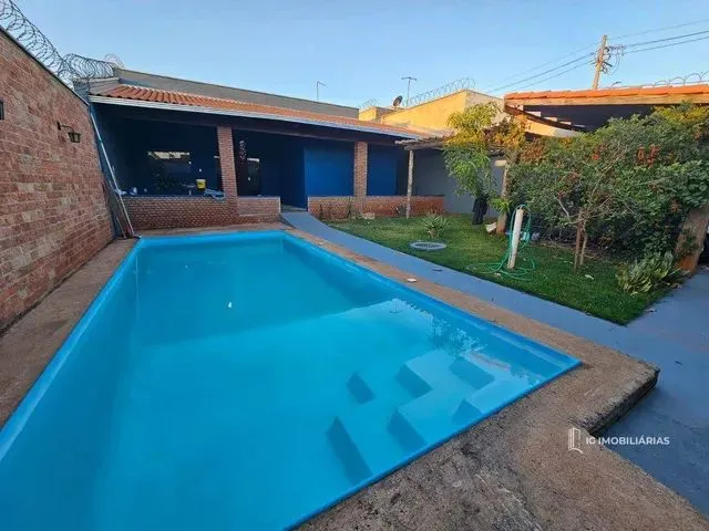 Imagem: Casa com 3 Dormitórios À Venda, 192 M²