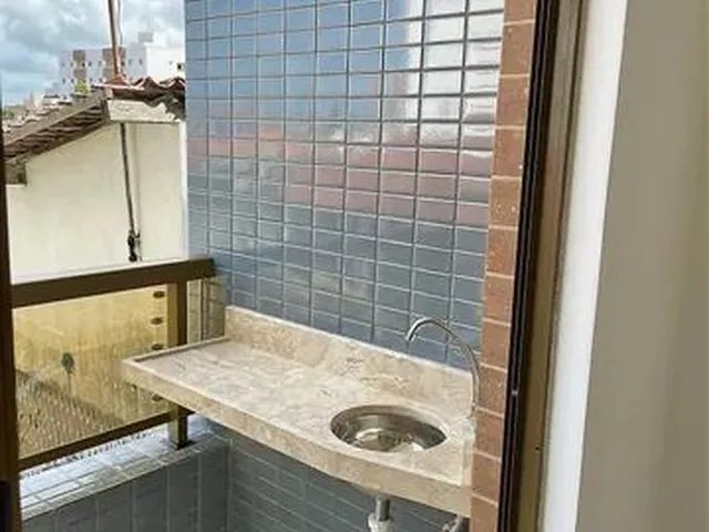 Imagem 6: 1º Andar com 2 Quartos e Varanda, Próximo a Av. Epitácio Pessoa. com Piscina e Vaga