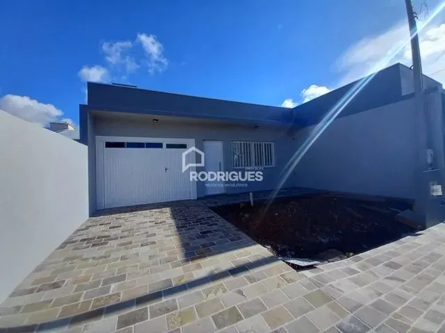Imagem: Portão - Casa Padrão - Centro