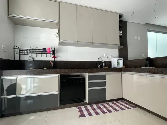 Imagem 10: Casa com 3 Dormitórios para Alugar em Contagem