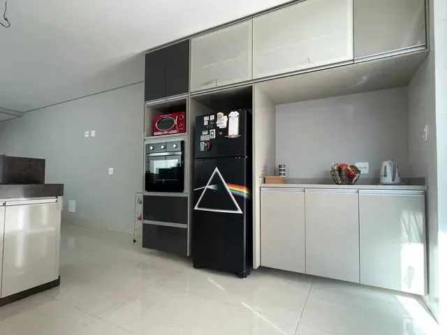 Imagem 16: Casa com 3 Dormitórios para Alugar em Contagem