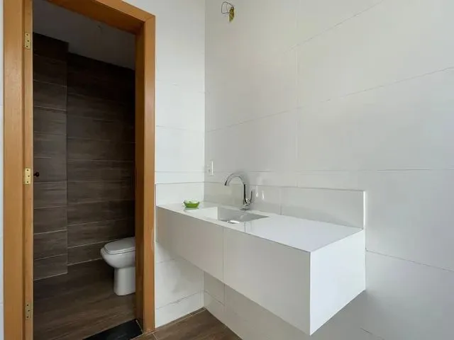 Imagem 8: Casa com 3 Dormitórios para Alugar em Contagem