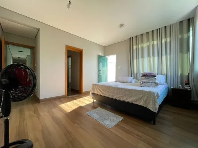 Imagem 14: Casa com 3 Dormitórios para Alugar em Contagem