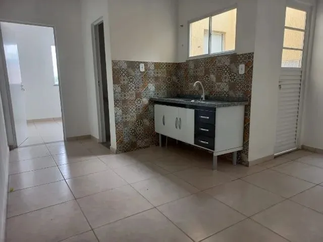 Imagem 5: Alugo Sobrado com 01 Quarto - Nancilandia - Itaboraí