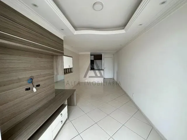 Imagem 10: Locação Apartamento com 3 dormitórios