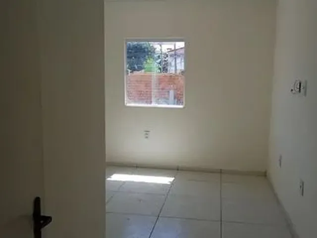 Imagem 5: Casa para Aluguel Tem 120 Metros Quadrados com 2 Quartos em Passaré - Fortaleza - Ce