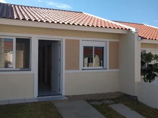 Imagem: Casa 2 Quartos C/ Pátio Condomínio Fechado