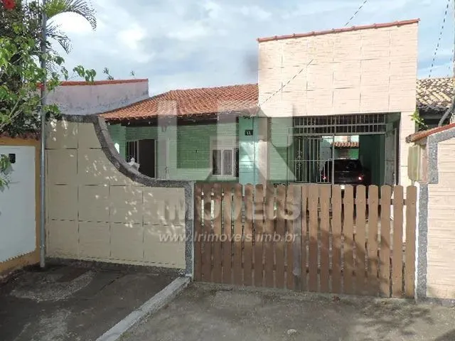 Imagem: Casa com 3 Quartos, Cond. Fechado, Margem