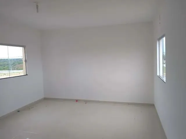 Imagem 2: Cond. Ecoville 1 - Casa com 168M² com 3 Suítes para Alugar por R$ 3.200/Mês no Parque