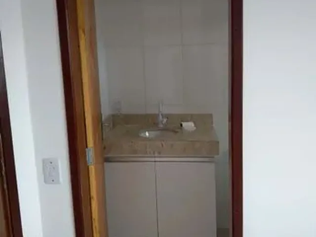 Imagem 6: Cond. Ecoville 1 - Casa com 168M² com 3 Suítes para Alugar por R$ 3.200/Mês no Parque
