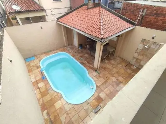 Imagem: O apartamento possui 3 Dormitórios, 2 Banheiros, 2 Vagas