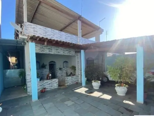 Imagem: Casa Dúplex, Terreno nos Fundos, Próximo