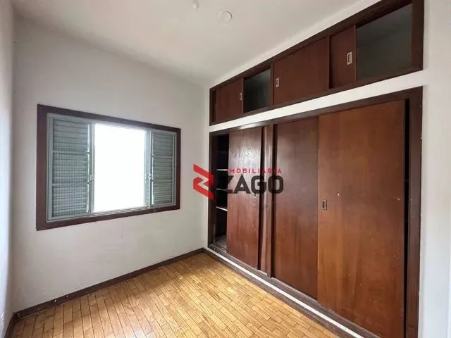 Imagem 3: Casa com 8 Dormitórios À Venda, 347 M² por R$ 780.000,00 - Estados Unidos - Uberaba/Mg