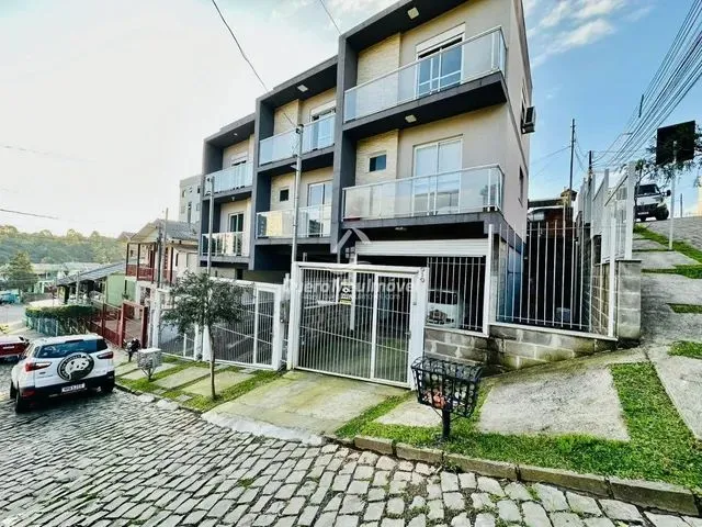 Imagem: Sobrado Triplex Semimobiliado no Cidade