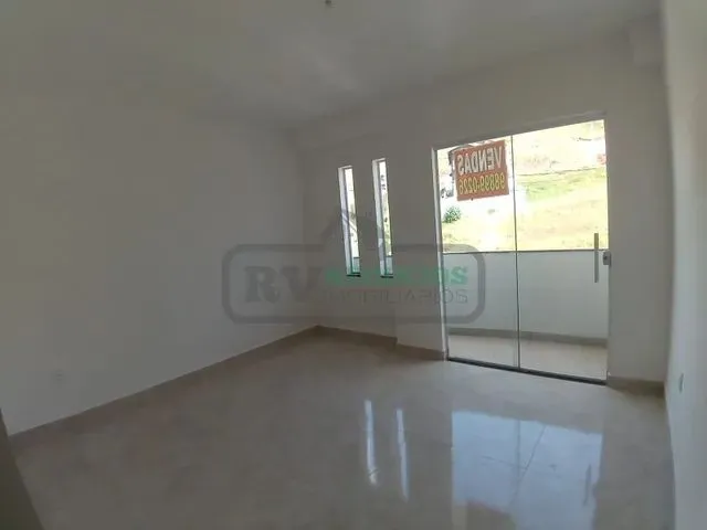 Imagem 10: )(- Linda Casa Nova com 3 Quartos Terraço Quintal Gramado e Duas Vagas em Bairro Recanto
