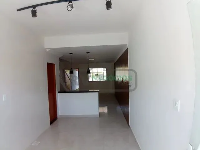 Imagem 11: )(- Linda Casa Nova com 3 Quartos Terraço Quintal Gramado e Duas Vagas em Bairro Recanto