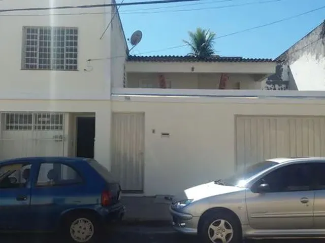 Imagem: Aluguel - Casa 3 Quartos