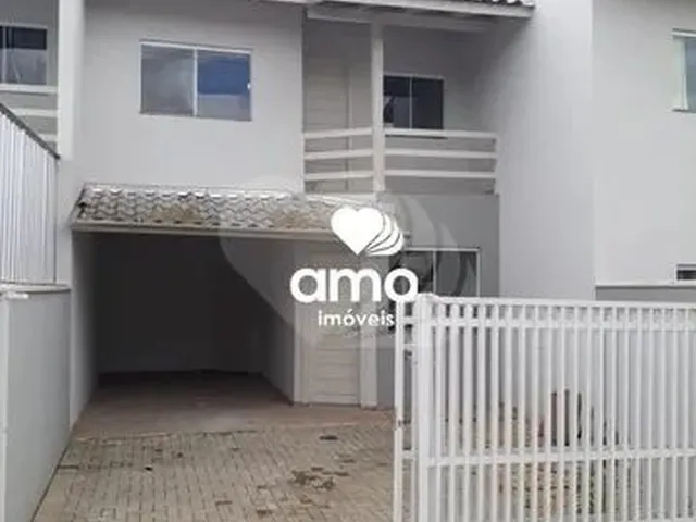 Imagem: Casa Semimobiliada para Alugar no Bairro