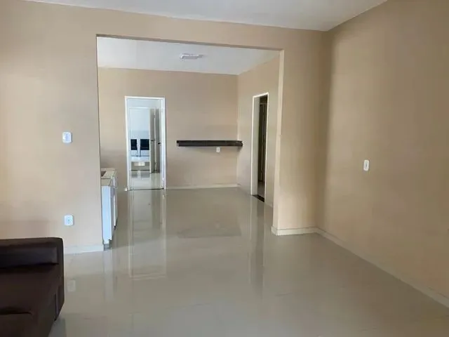 Imagem: Excelente Imóvel com Várias Salas e com