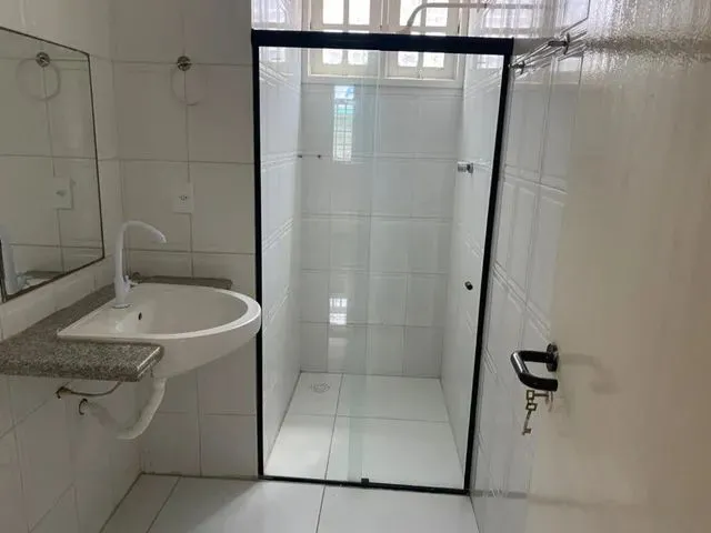 Imagem 10: Excelente Imóvel com Várias Salas e com Excelente Localização. Tratar C/ Jackson