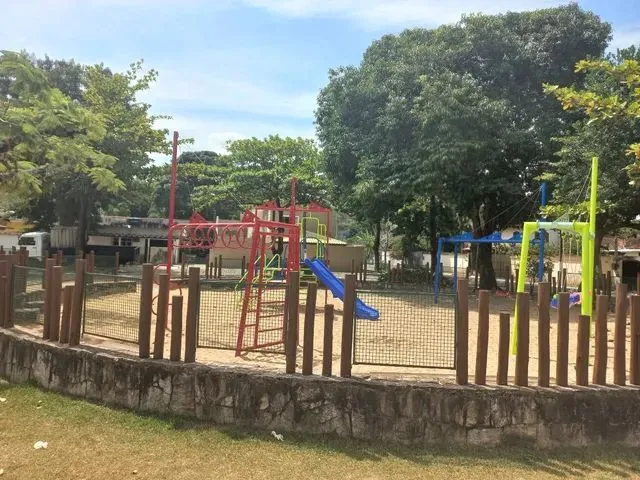 Imagem 7: Excelente Casa a Venda Cond em Macae