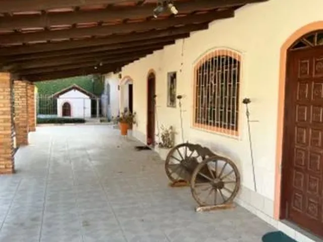Imagem 15: Casa 3 Dormitórios, Próximo Ao Mar. Enseada do Brito