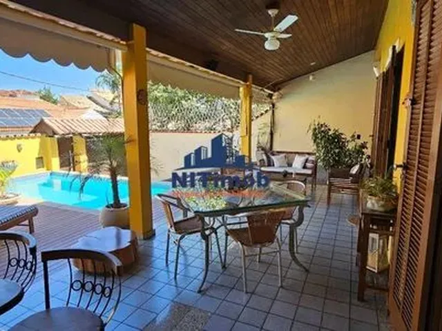 Imagem: Casa À Venda, 5 Quartos, 4 Suítes, 4 Vagas
