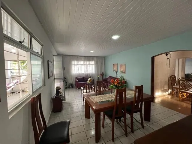 Imagem 4: Casa para Venda Tem 240 Metros Quadrados com 4 Quartos em Arruda - Recife - Pe