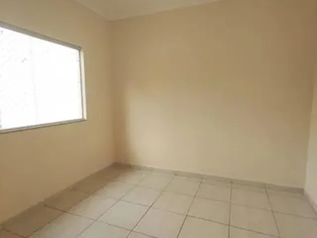 Imagem: Casa Semi-Nova - Pavimento Superior