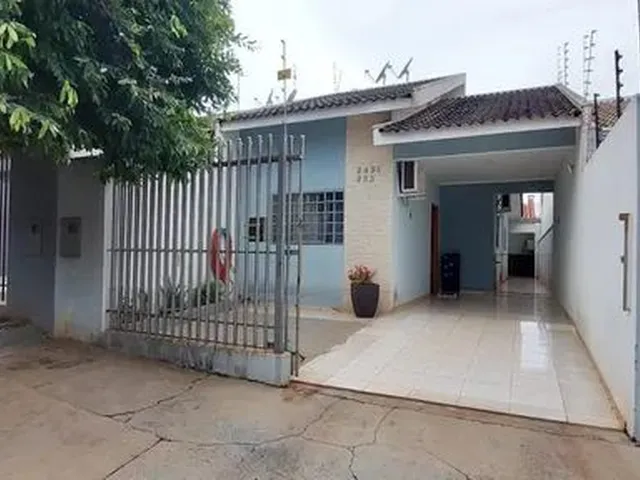 Imagem 1: Casa para Venda em Maringá, Jardim São Clemente, 2 Dormitórios, 1 Suíte, 2 Banheiros