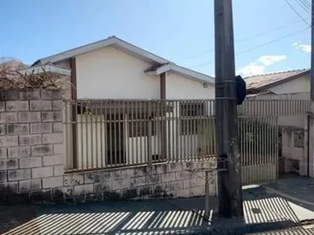 Imagem 1: Casa com 3 Dormitórios À Venda, 130 M² por R$ 270.000,00 - Santiago - Londrina/Pr