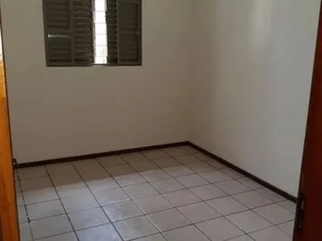 Imagem 13: Casa com 3 Dormitórios À Venda, 130 M² por R$ 270.000,00 - Santiago - Londrina/Pr