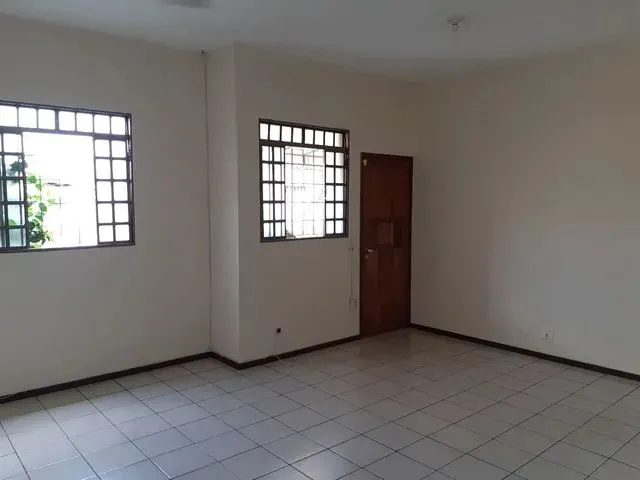 Imagem 7: Casa com 3 Dormitórios À Venda, 130 M² por R$ 270.000,00 - Santiago - Londrina/Pr