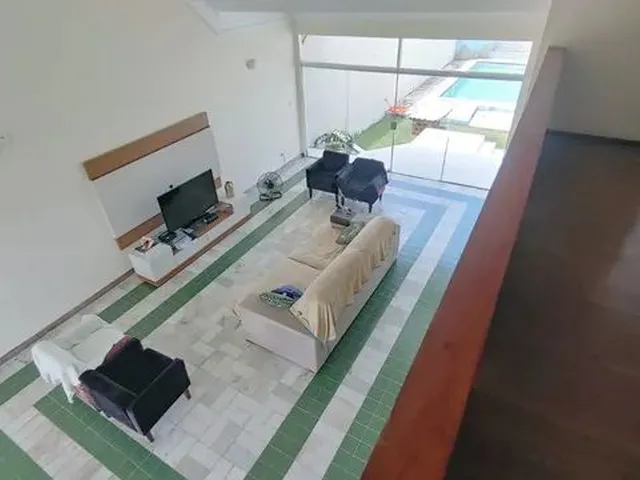 Imagem 7: Casa em Rua Pública -Coroa do Meio